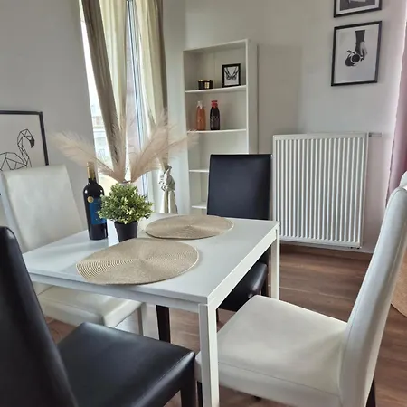 Sloneczny Taras Przy Aquapark Reda Apartment Rahmel